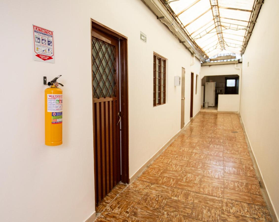 Komodo Alojamiento- Hostal Autoservicio, Ubicado Cerca Al Centro Historico - Bano Privado, Wifi , Cama 2X2 Y Agua Caliente Y Cocina Compartida Popayan Εξωτερικό φωτογραφία