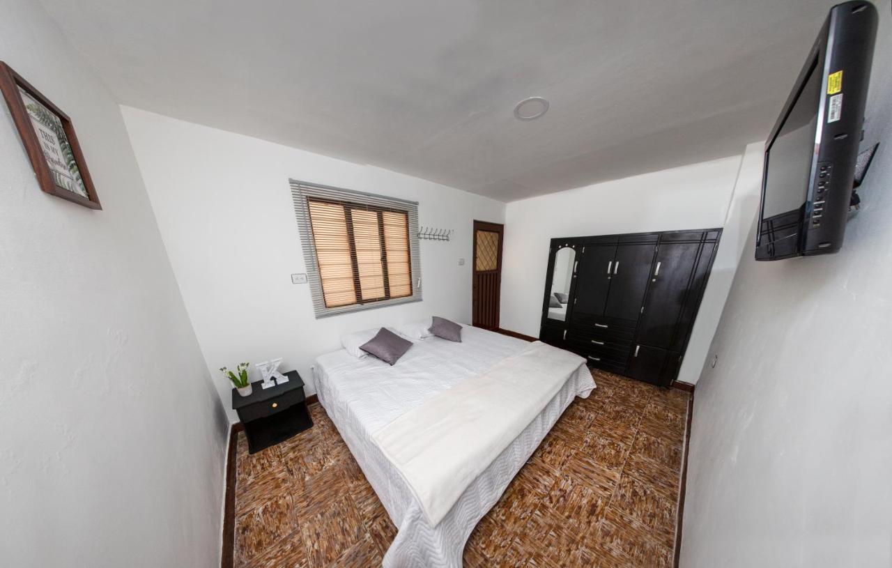 Komodo Alojamiento- Hostal Autoservicio, Ubicado Cerca Al Centro Historico - Bano Privado, Wifi , Cama 2X2 Y Agua Caliente Y Cocina Compartida Popayan Εξωτερικό φωτογραφία