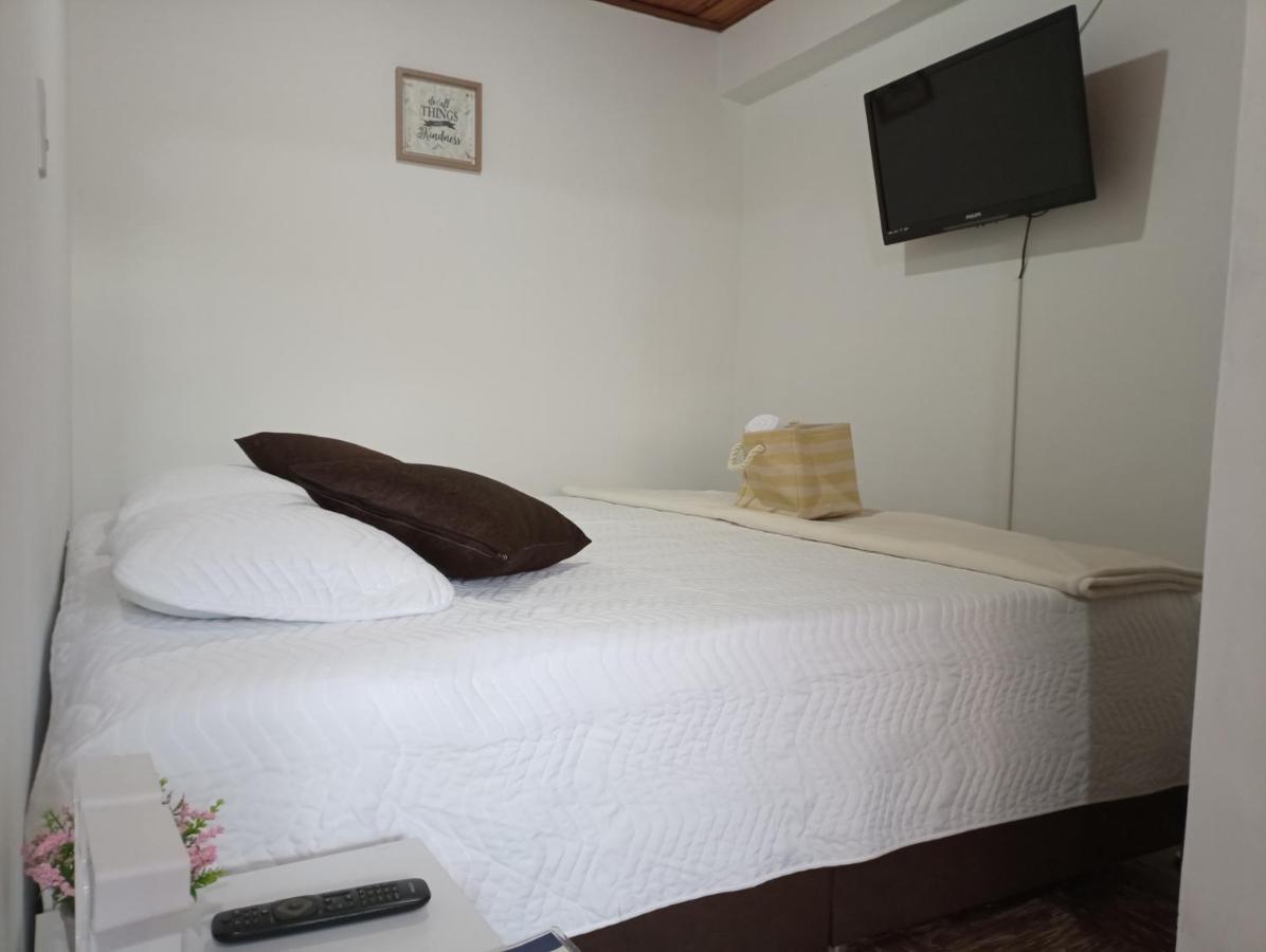 Komodo Alojamiento- Hostal Autoservicio, Ubicado Cerca Al Centro Historico - Bano Privado, Wifi , Cama 2X2 Y Agua Caliente Y Cocina Compartida Popayan Εξωτερικό φωτογραφία