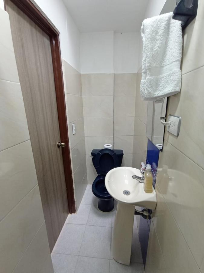 Komodo Alojamiento- Hostal Autoservicio, Ubicado Cerca Al Centro Historico - Bano Privado, Wifi , Cama 2X2 Y Agua Caliente Y Cocina Compartida Popayan Εξωτερικό φωτογραφία