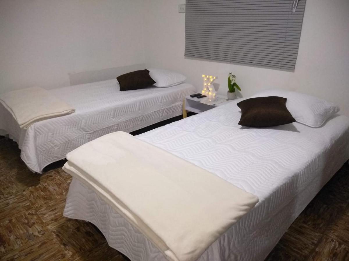 Komodo Alojamiento- Hostal Autoservicio, Ubicado Cerca Al Centro Historico - Bano Privado, Wifi , Cama 2X2 Y Agua Caliente Y Cocina Compartida Popayan Εξωτερικό φωτογραφία