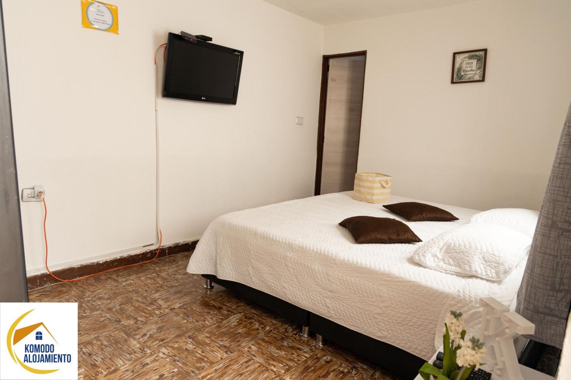 Komodo Alojamiento- Hostal Autoservicio, Ubicado Cerca Al Centro Historico - Bano Privado, Wifi , Cama 2X2 Y Agua Caliente Y Cocina Compartida Popayan Εξωτερικό φωτογραφία